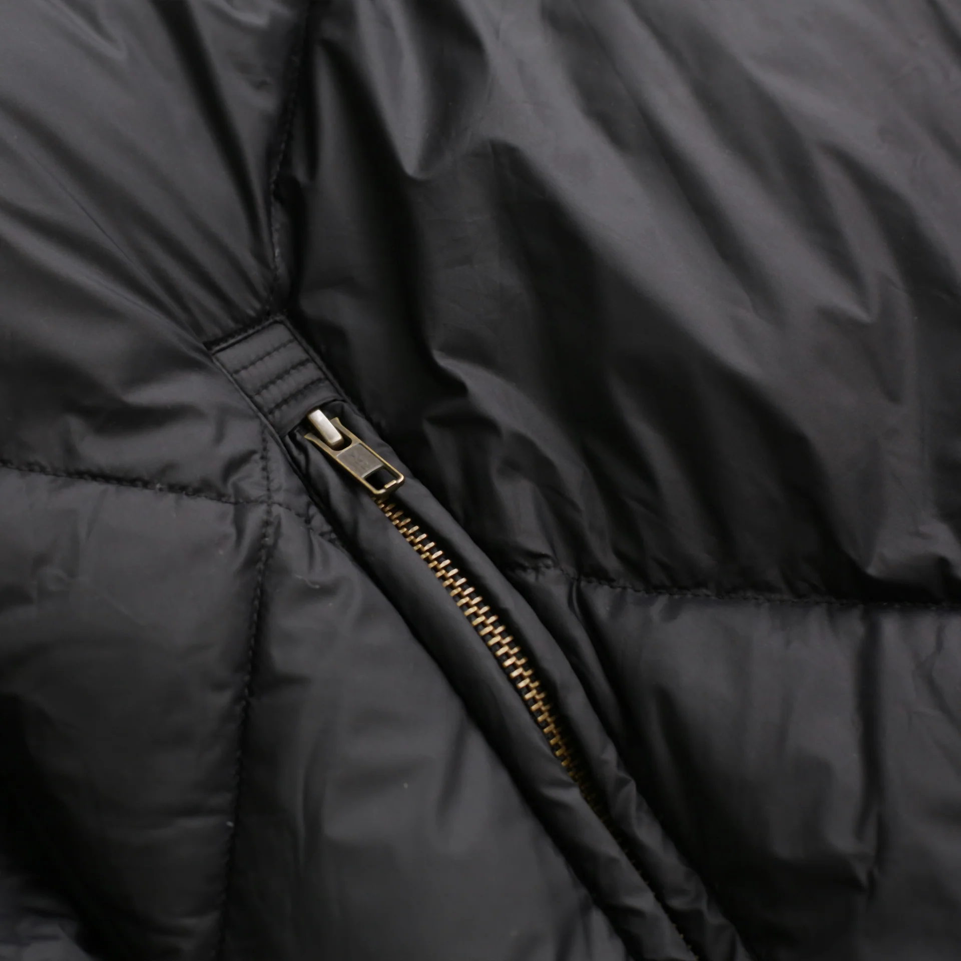 Diamond Down Puffer Jacket (Black) - Image 3